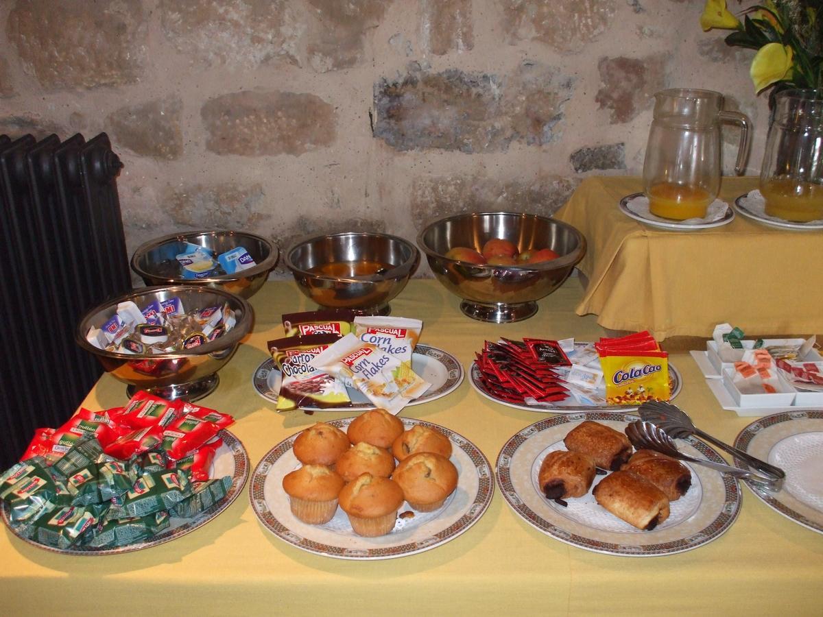 Aguilar de Campóo Hotel Posada Santa Maria La Real מראה חיצוני תמונה