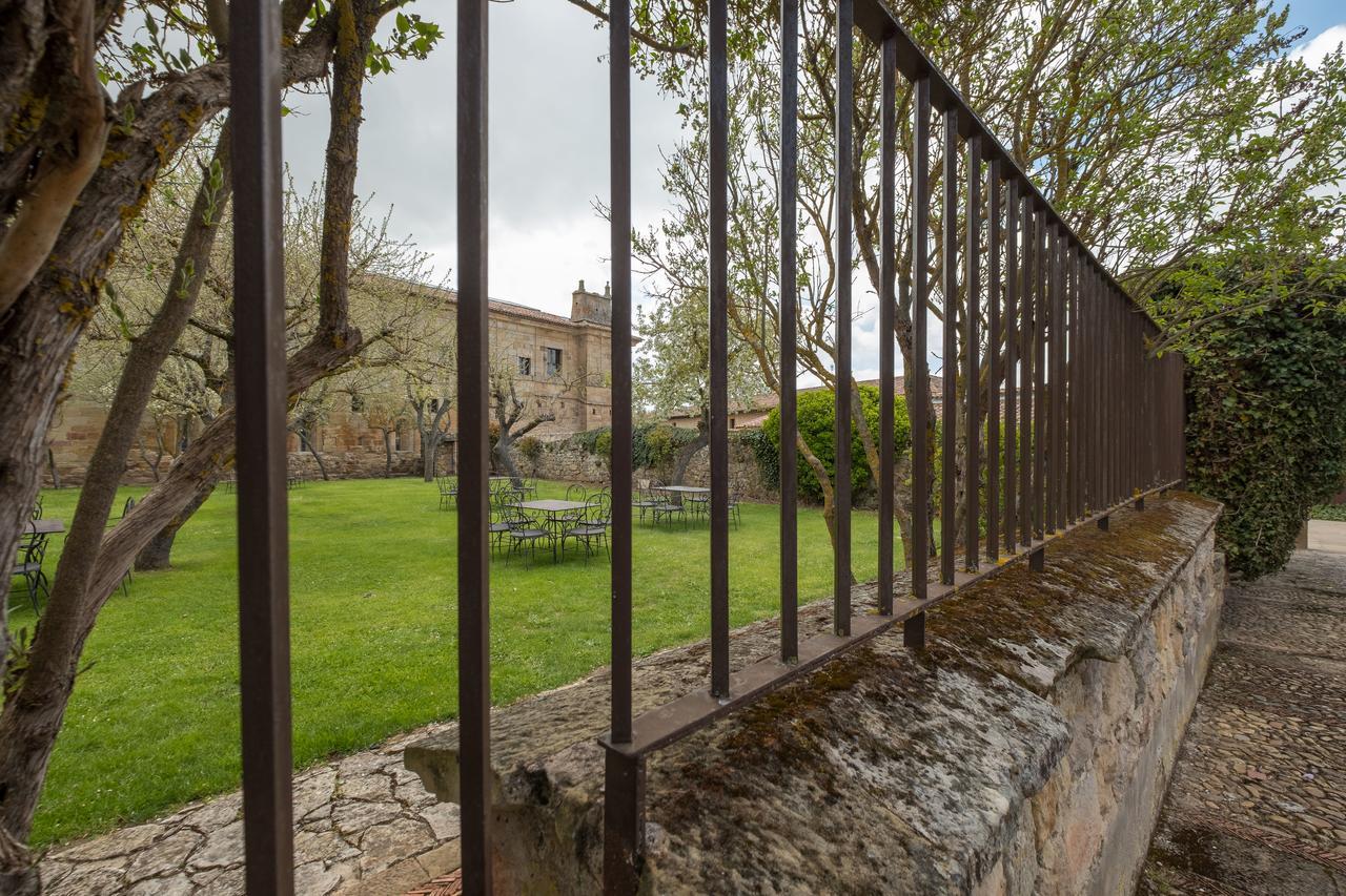 Aguilar de Campóo Hotel Posada Santa Maria La Real מראה חיצוני תמונה