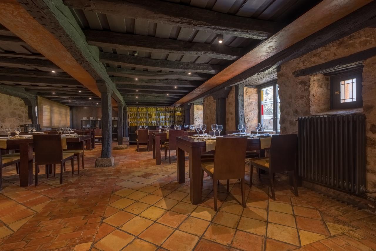 Aguilar de Campóo Hotel Posada Santa Maria La Real מראה חיצוני תמונה