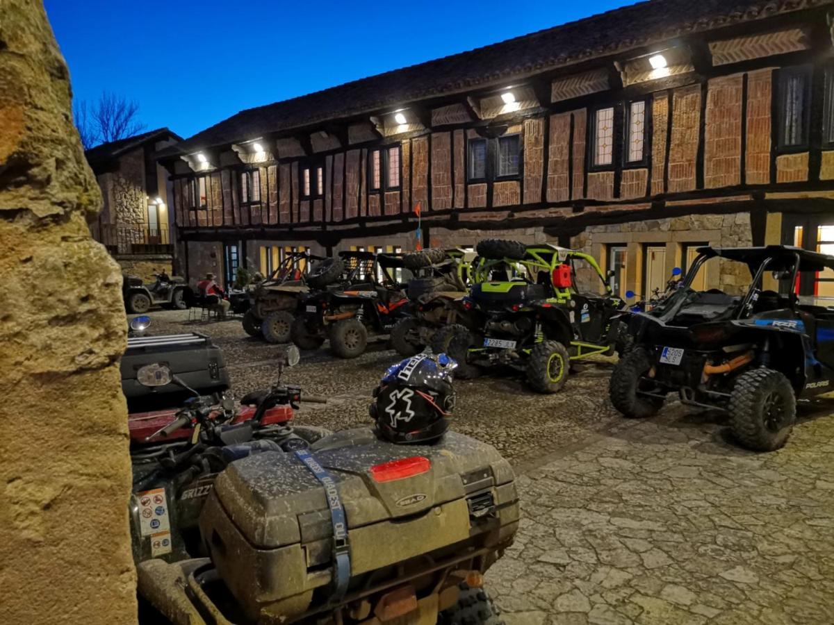 Aguilar de Campóo Hotel Posada Santa Maria La Real מראה חיצוני תמונה