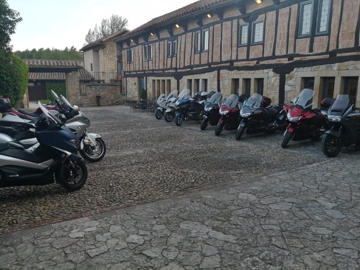 Aguilar de Campóo Hotel Posada Santa Maria La Real מראה חיצוני תמונה